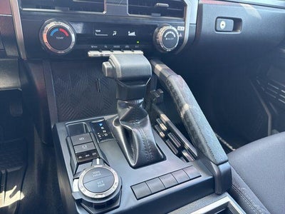 2025 Toyota TACOMA SR5 SR5
