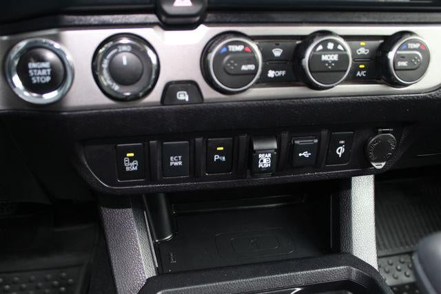 2023 Toyota Tacoma Limited V6