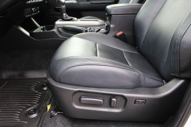 2023 Toyota Tacoma Limited V6