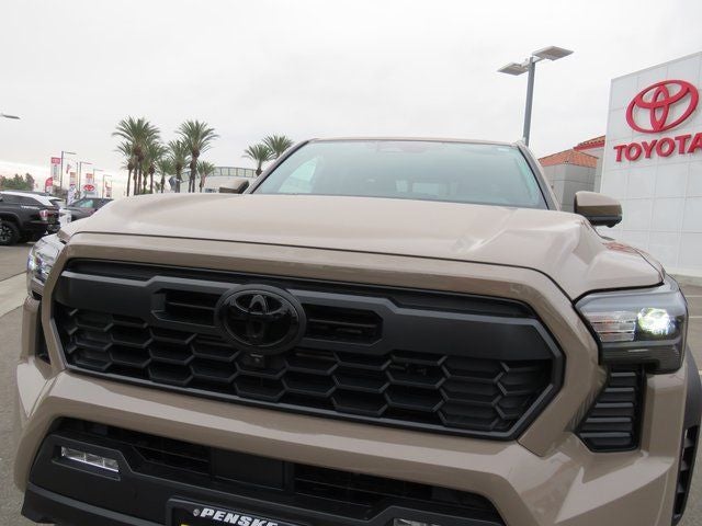 2026 Toyota Tacoma i-FORCE MAX TRD Off-Road i-FORCE MAX