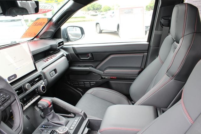2026 Toyota Tacoma i-FORCE MAX TRD Pro