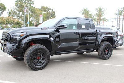 2026 Toyota Tacoma i-FORCE MAX TRD Pro