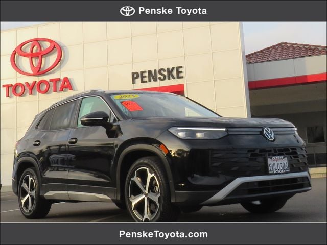 2025 Volkswagen Tiguan 2.0T SE