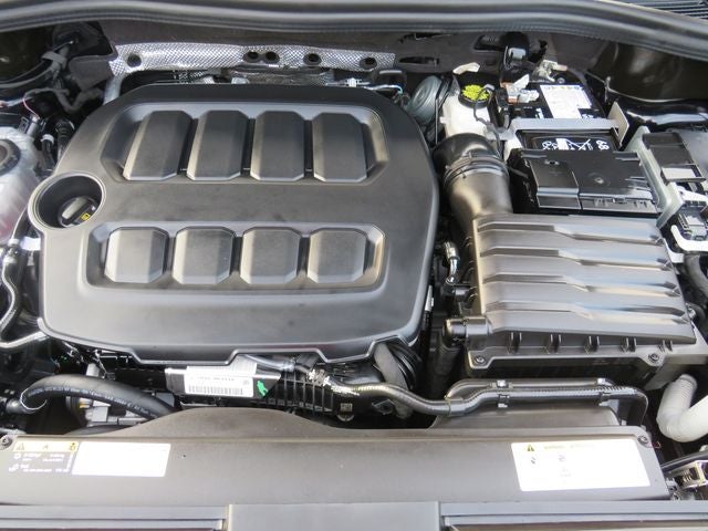 2025 Volkswagen Tiguan 2.0T SE