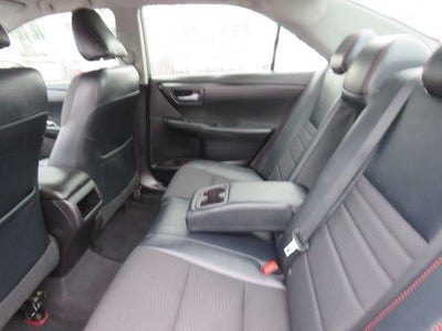 2016 Toyota CAMRY SE