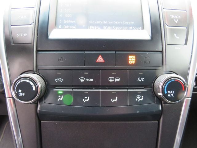 2016 Toyota CAMRY SE