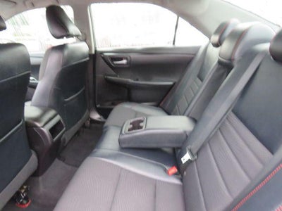 2016 Toyota CAMRY SE