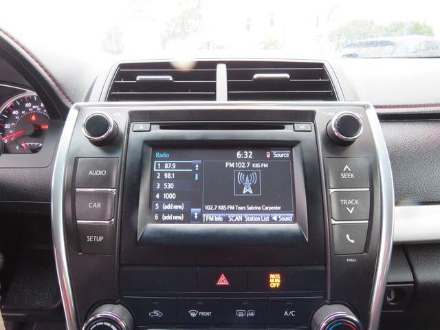 2016 Toyota CAMRY SE