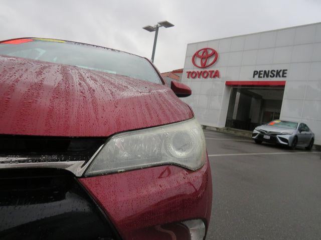 2016 Toyota CAMRY SE