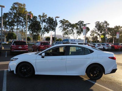 2026 Toyota CAMRY SE