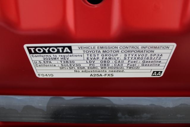 2025 Toyota Camry SE
