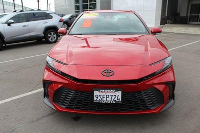 2025 Toyota Camry SE