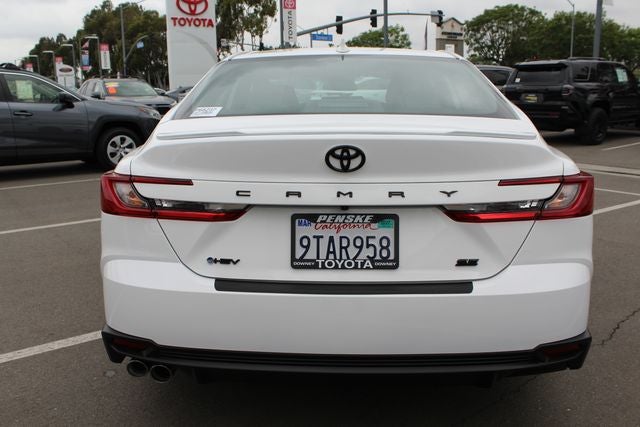 2025 Toyota Camry SE