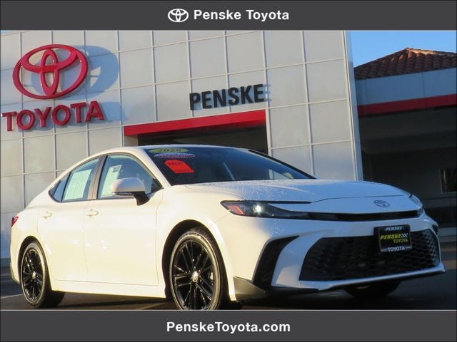 2026 Toyota CAMRY SE