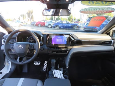 2026 Toyota CAMRY SE