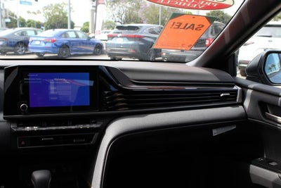 2026 Toyota CAMRY SE