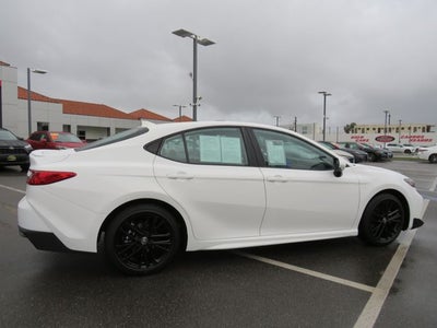 2026 Toyota CAMRY SE