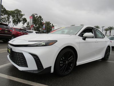 2026 Toyota CAMRY SE