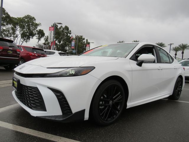 2026 Toyota CAMRY SE