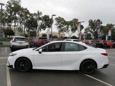 2026 Toyota CAMRY SE