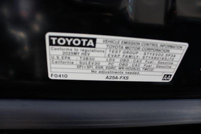 2025 Toyota Camry SE