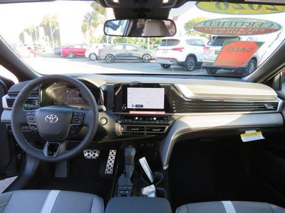 2026 Toyota CAMRY SE