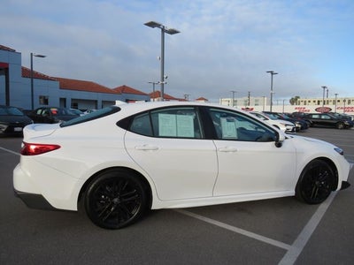 2026 Toyota CAMRY SE