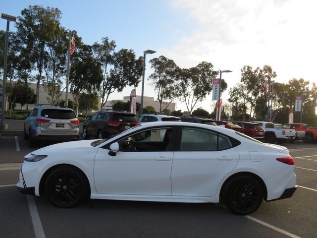 2026 Toyota CAMRY SE