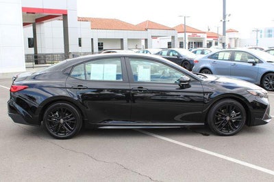 2026 Toyota CAMRY SE
