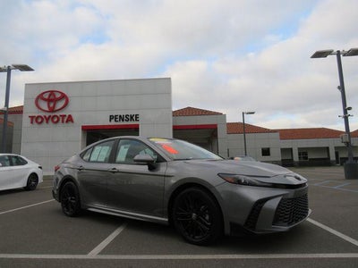 2025 Toyota CAMRY SE