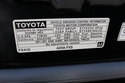 2025 Toyota Camry SE
