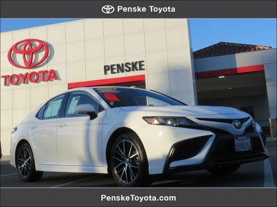 2024 Toyota CAMRY SE