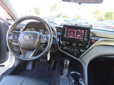 2023 Toyota CAMRY SE