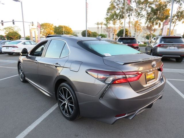 2024 Toyota CAMRY SE