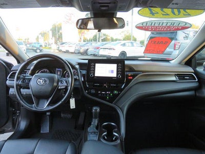 2024 Toyota CAMRY SE