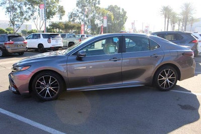 2023 Toyota Camry SE