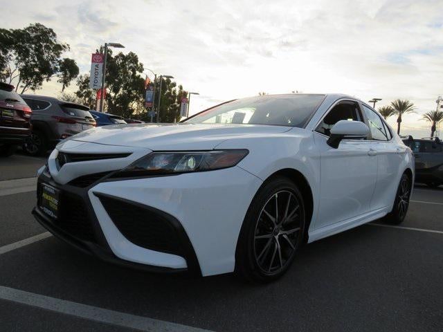 2022 Toyota CAMRY SE