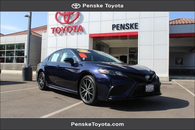 2022 Toyota Camry SE