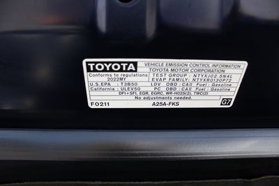 2022 Toyota Camry SE
