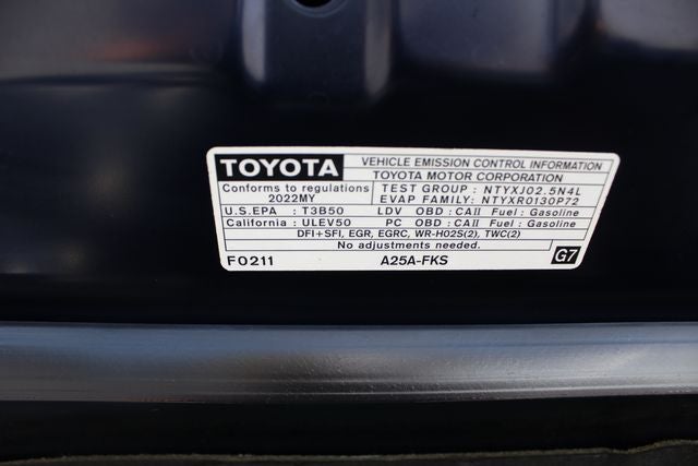 2022 Toyota Camry SE