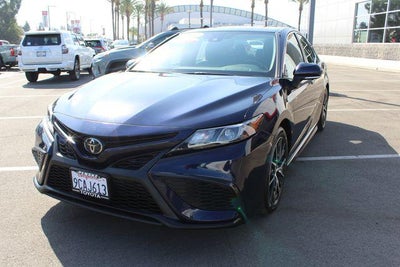 2022 Toyota Camry SE