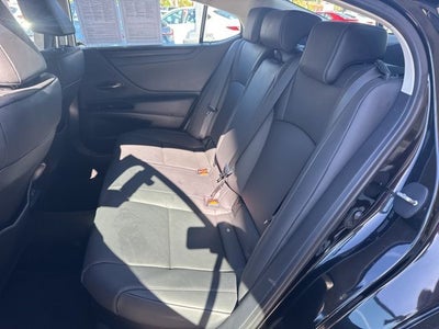 2025 Lexus ES 300h 300h F SPORT Design