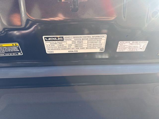 2025 Lexus ES 300h 300h F SPORT Design