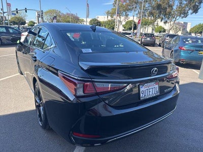 2025 Lexus ES 300h 300h F SPORT Design