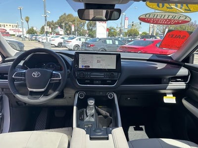 2026 Toyota GRAND HIGHLANDER HEV XLE