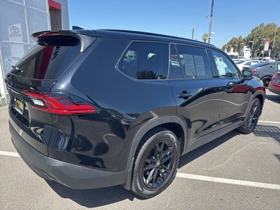 2026 Toyota GRAND HIGHLANDER HEV Nightshade Edition