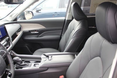 2026 Toyota Grand Highlander Hybrid Hybrid Limited
