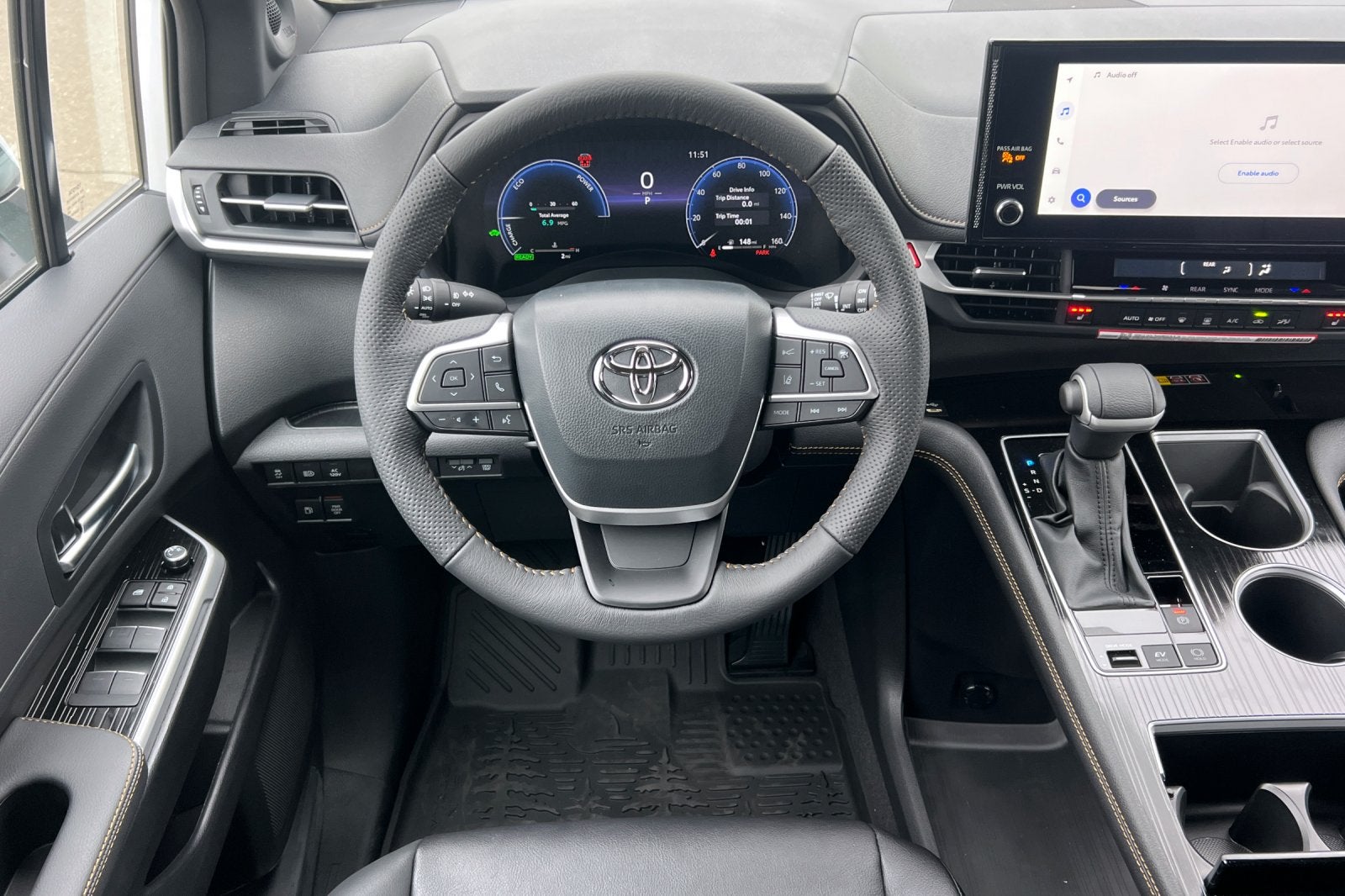 2026 Toyota Sienna Woodland Edition
