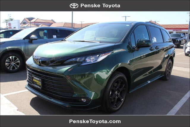 2026 Toyota Sienna Woodland Edition 7 Passenger