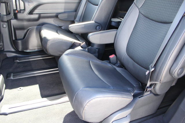 2026 Toyota Sienna Woodland Edition 7 Passenger
